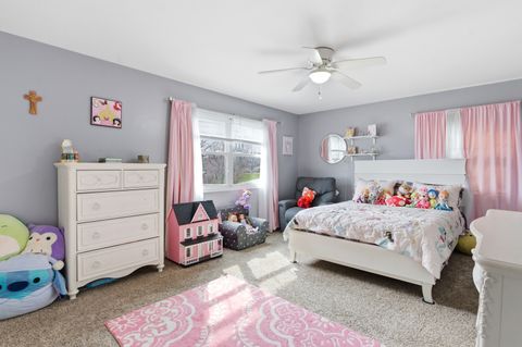 Tiny photo for 1150 Lehnertz Avenue, Aurora, IL 60505 (MLS # 12615465)