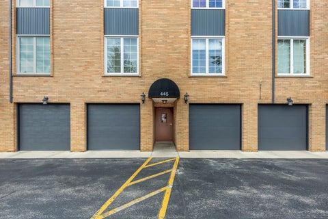Tiny photo for 445 N Park Boulevard #2C, Glen Ellyn, IL 60137 (MLS # 12766838)