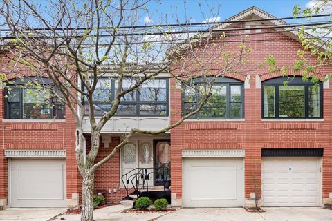 Photo of 1882 N POE Street, Chicago, IL 60614 (MLS # 12626078)