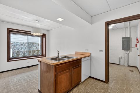 Tiny photo for 755 Whalom Lane #2c2, Schaumburg, IL 60173 (MLS # 12602948)
