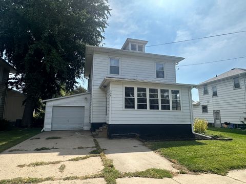 Photo of 308 S Genesee Street, Morrison, IL 61270 (MLS # 12464967) Photo of 308 S Genesee Street, Morrison, IL 61270 (MLS # 12464967)