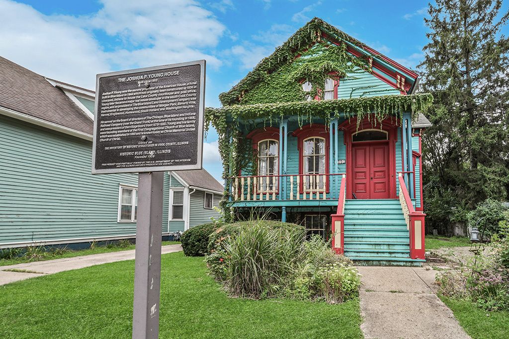 Photo for 2445 High Street, Blue Island, IL 60406 (MLS # 12472245)