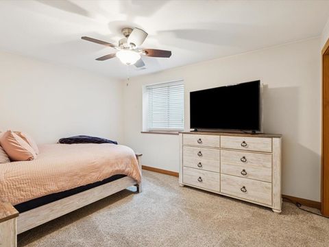 Tiny photo for 116 W Pinehurst Drive, Eldridge, IA 52748 (MLS # 100000348)