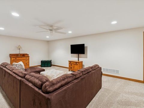 Tiny photo for 116 W Pinehurst Drive, Eldridge, IA 52748 (MLS # 100000348)