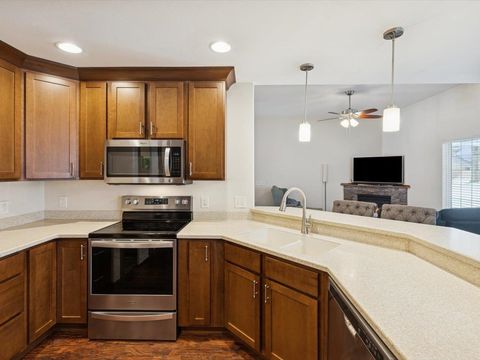 Tiny photo for 116 W Pinehurst Drive, Eldridge, IA 52748 (MLS # 100000348)