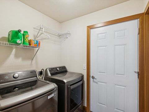 Tiny photo for 116 W Pinehurst Drive, Eldridge, IA 52748 (MLS # 100000348)