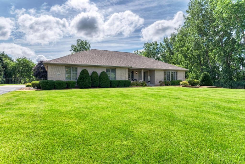 24031 S SCHOOLHOUSE Road