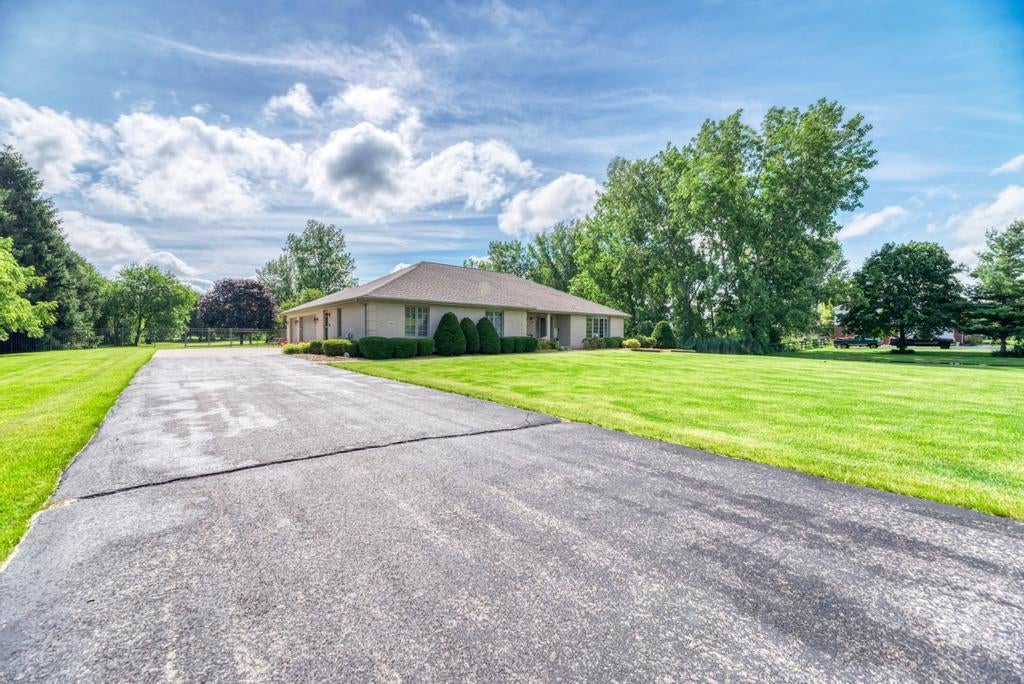 24031 S SCHOOLHOUSE Road