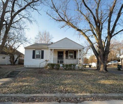 Photo of 709 Benton Street, Belleville, IL 62220 (MLS # 12556672)