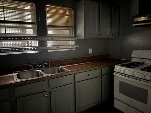 Tiny photo for 10634 S Eggleston Avenue, Chicago, IL 60628 (MLS # 12597394)