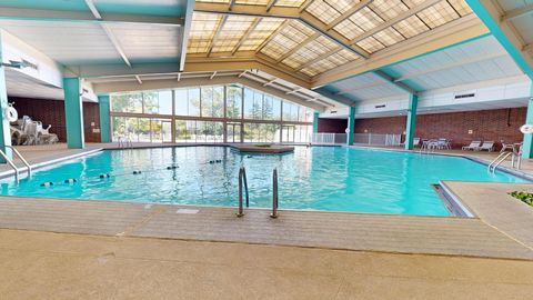Tiny photo for 600 Naples Court #608, Glenview, IL 60025 (MLS # 12491812)