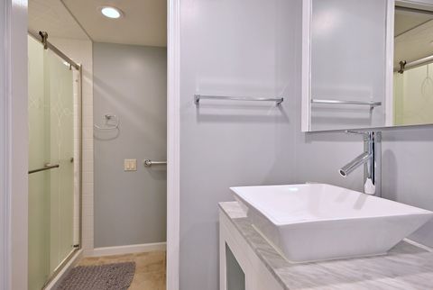 Tiny photo for 2 S ATRIUM Way #606, Elmhurst, IL 60126 (MLS # 12591824)