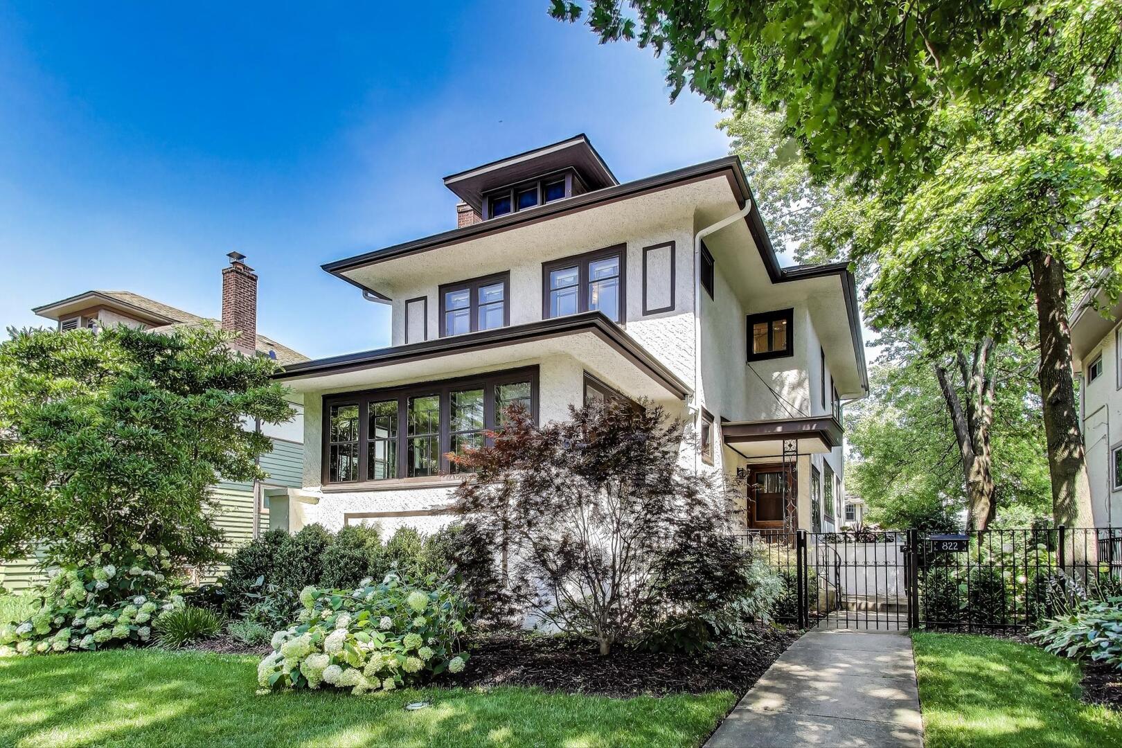 822 Columbian Avenue