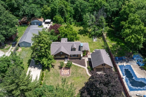 Tiny photo for 1220 54 Street Court, Moline, IL 61265 (MLS # 12658806)