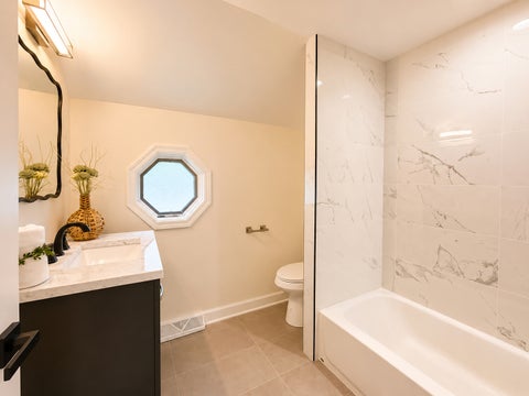 Tiny photo for 300 W North Avenue, Bartlett, IL 60103 (MLS # 12739434)