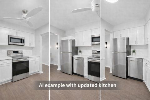 Tiny photo for 300 Claymoor Road #2E, Hinsdale, IL 60521 (MLS # 12622376)