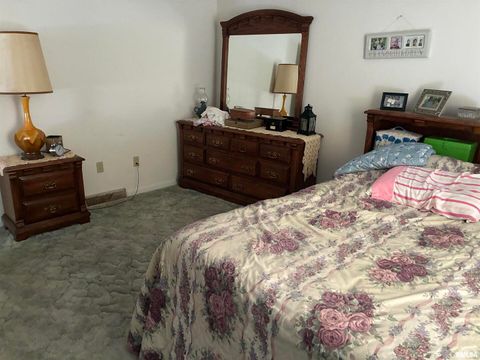 Tiny photo for 12782 N BLACKHAWK Lane, Mt Vernon, IL 62864 (MLS # EB460178)