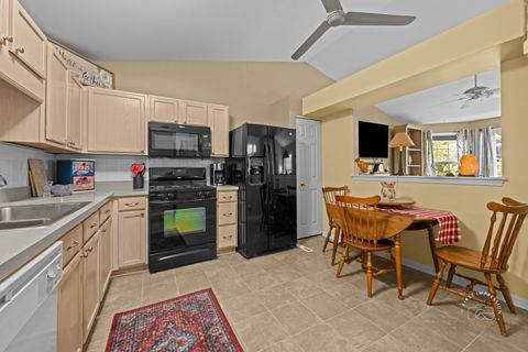 Tiny photo for 1202 Fox Hill Lane, North Aurora, IL 60542 (MLS # 12453080)