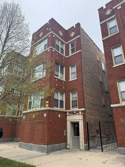 3116 W Douglas Boulevard Chicago IL 60623