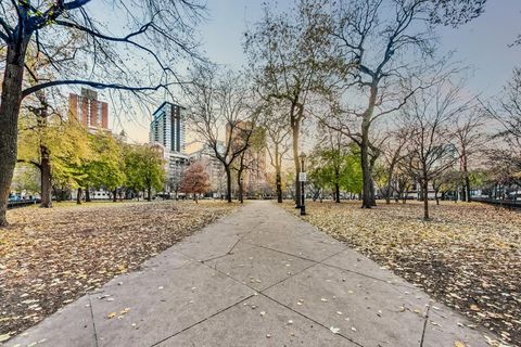 Tiny photo for 33 W Delaware Place #21H, Chicago, IL 60610 (MLS # 12584186)