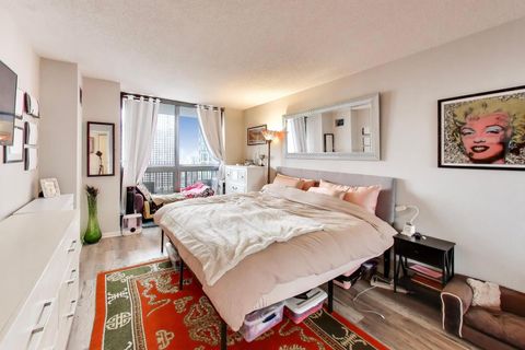 Tiny photo for 33 W Delaware Place #21H, Chicago, IL 60610 (MLS # 12584186)