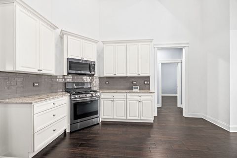 Tiny photo for 21328 Westminster Lane, Shorewood, IL 60404 (MLS # 12499454)