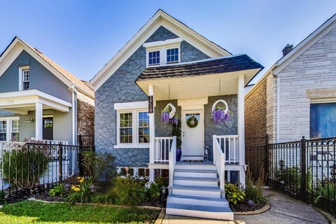 Tiny photo for 1719 N Ridgeway Avenue, Chicago, IL 60647 (MLS # 12797220)