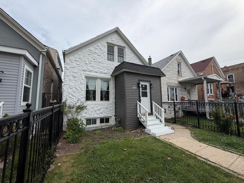 Tiny photo for 1719 N Ridgeway Avenue, Chicago, IL 60647 (MLS # 12797220)