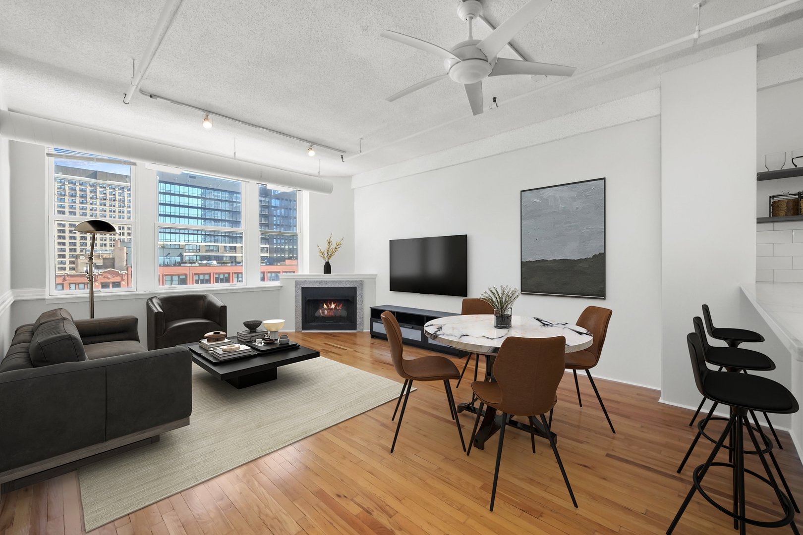 161 W Harrison Street 906
