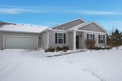 Photo of 1838 Southern Circle #1838, Pingree Grove, IL 60140 (MLS # 12549392)