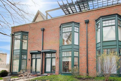 Photo of 101 N Euclid Avenue #3, Oak Park, IL 60301 (MLS # 12607613)