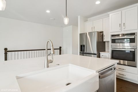 Tiny photo for 23068 N Pinehurst Drive, Kildeer, IL 60047 (MLS # 12517150)