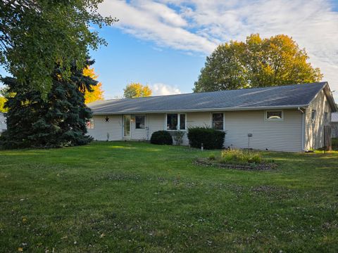 Photo of 8950 Hoover Road, Rock Falls, IL 61071 (MLS # 12503185)