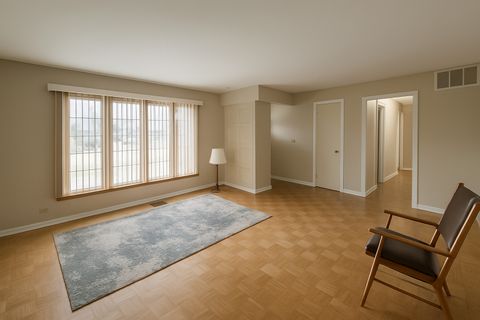 Tiny photo for 593 Bristol Lane, Elk Grove Village, IL 60007 (MLS # 12514385)