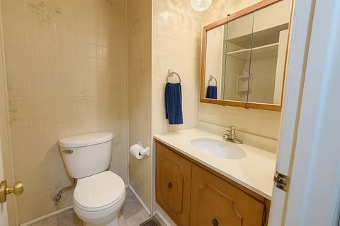 Tiny photo for 593 Bristol Lane, Elk Grove Village, IL 60007 (MLS # 12514385)