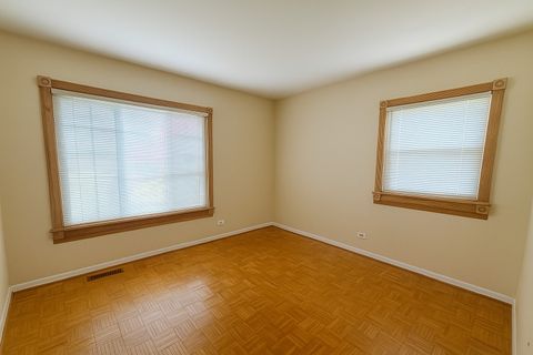 Tiny photo for 593 Bristol Lane, Elk Grove Village, IL 60007 (MLS # 12514385)