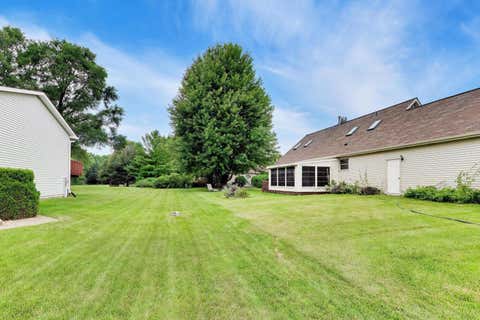 Tiny photo for 38172 N Holdridge Avenue, Beach Park, IL 60087 (MLS # 12716419)