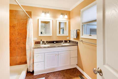 Tiny photo for 38172 N Holdridge Avenue, Beach Park, IL 60087 (MLS # 12716419)