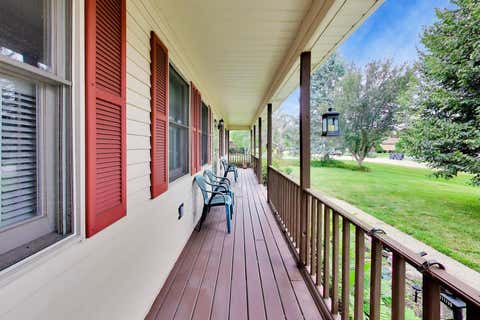 Tiny photo for 38172 N Holdridge Avenue, Beach Park, IL 60087 (MLS # 12716419)