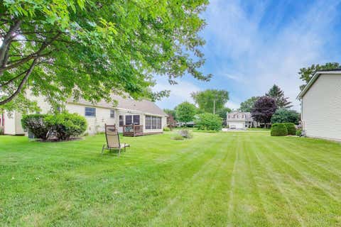 Tiny photo for 38172 N Holdridge Avenue, Beach Park, IL 60087 (MLS # 12716419)
