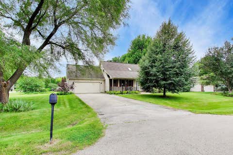 Tiny photo for 38172 N Holdridge Avenue, Beach Park, IL 60087 (MLS # 12716419)
