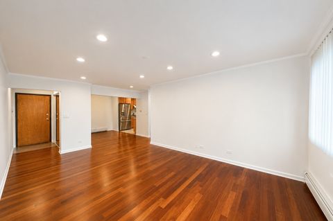 Tiny photo for 5306 N Cumberland Avenue #521, Chicago, IL 60656 (MLS # 12701060)