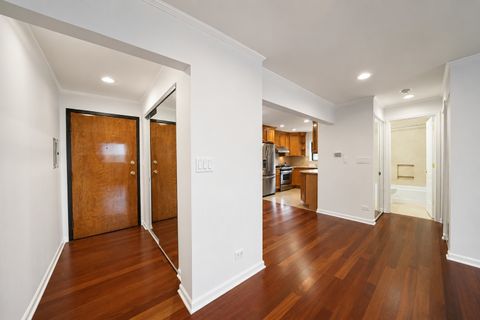Tiny photo for 5306 N Cumberland Avenue #521, Chicago, IL 60656 (MLS # 12701060)
