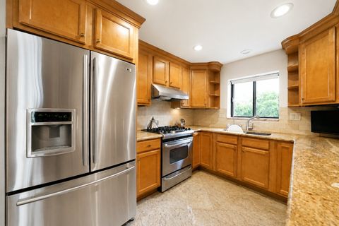 Tiny photo for 5306 N Cumberland Avenue #521, Chicago, IL 60656 (MLS # 12701060)