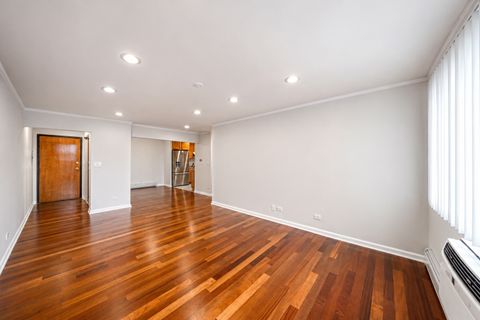 Tiny photo for 5306 N Cumberland Avenue #521, Chicago, IL 60656 (MLS # 12701060)