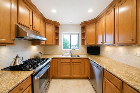 Tiny photo for 5306 N Cumberland Avenue #521, Chicago, IL 60656 (MLS # 12701060)