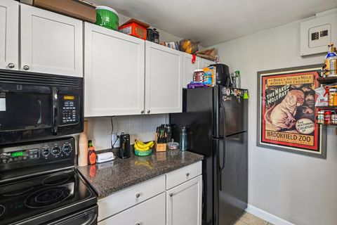 Tiny photo for 4960 N Marine Drive #611, Chicago, IL 60640 (MLS # 12625938)