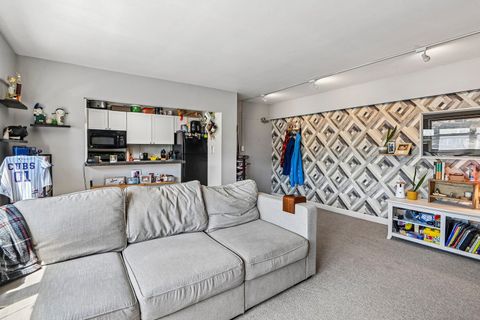 Tiny photo for 4960 N Marine Drive #611, Chicago, IL 60640 (MLS # 12625938)