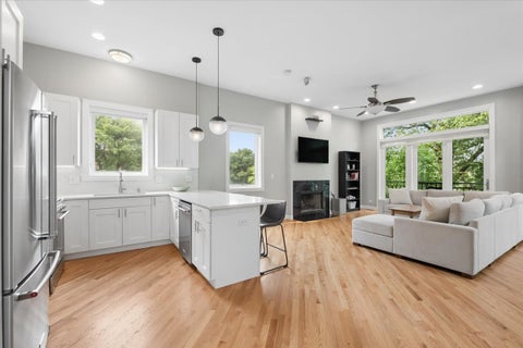 Tiny photo for 2047 N Mozart Street #3, Chicago, IL 60647 (MLS # 12729960)