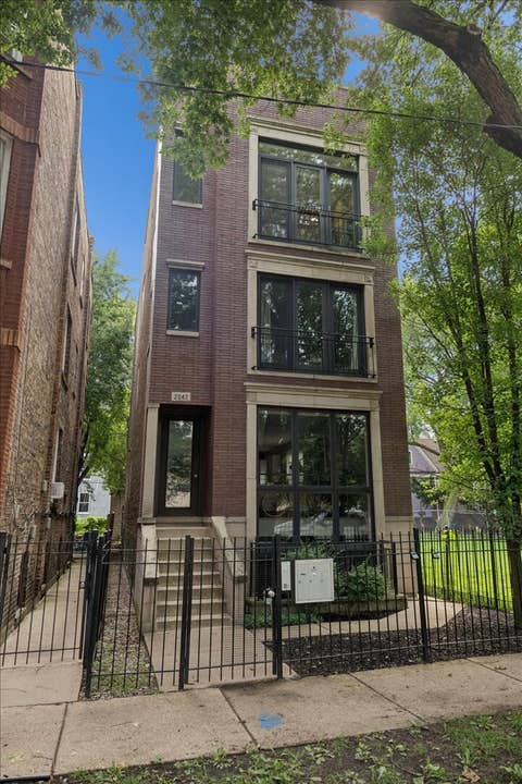 Photo of 2047 N Mozart Street #3, Chicago, IL 60647 (MLS # 12729960)
